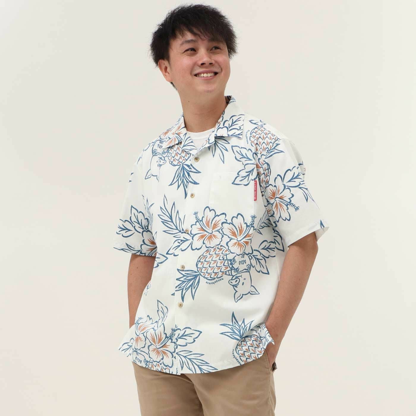 かりゆしウェア　モデル着用画像