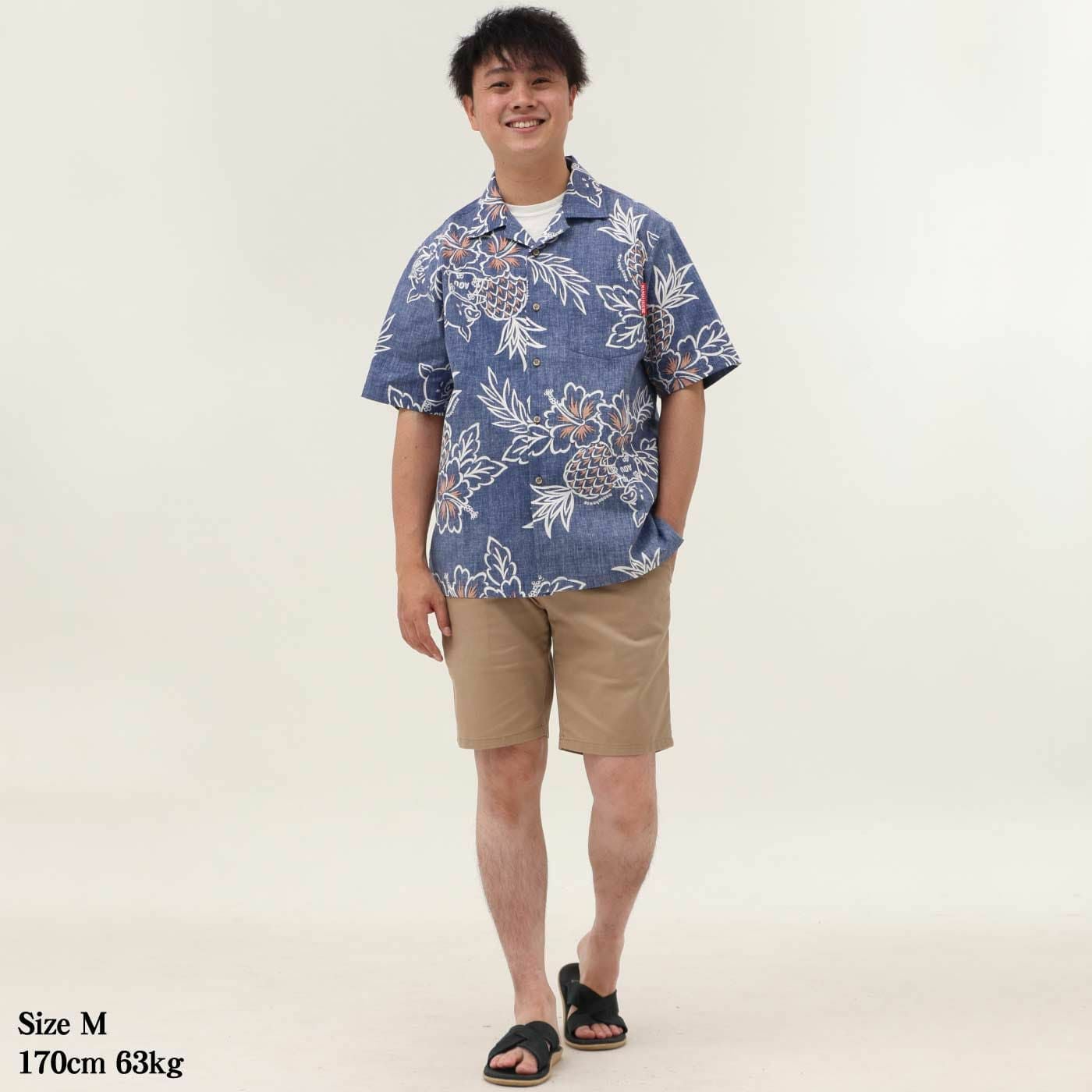 かりゆしウェア　モデル着用画像