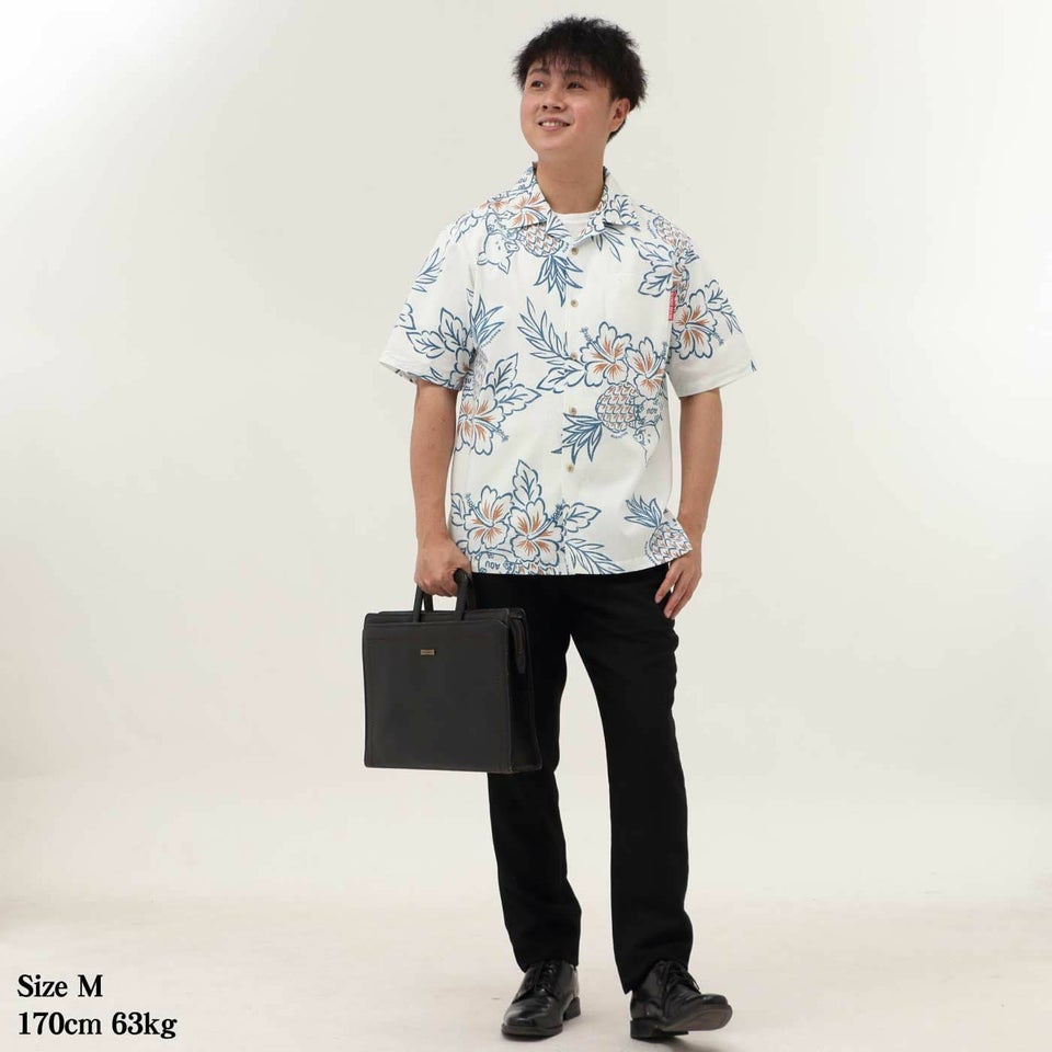 かりゆしウェア　モデル着用画像