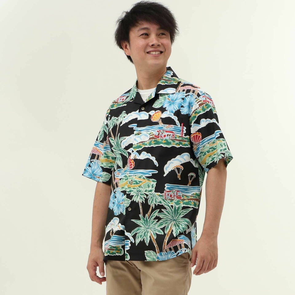 かりゆしウェア　モデル着用画像