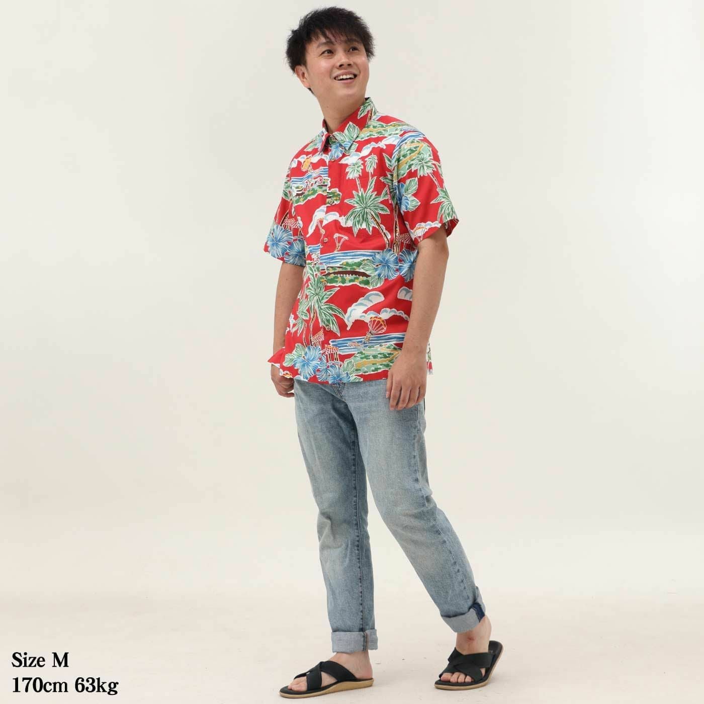 かりゆしウェア　モデル着用画像