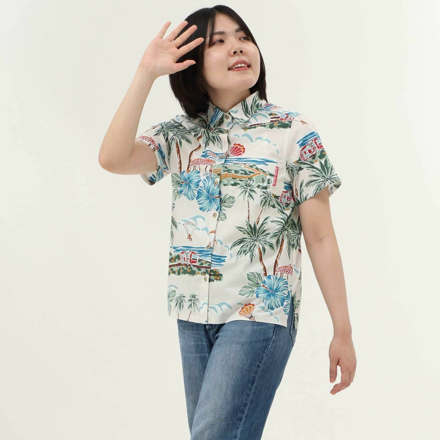 かりゆしウェアモデル着用画像