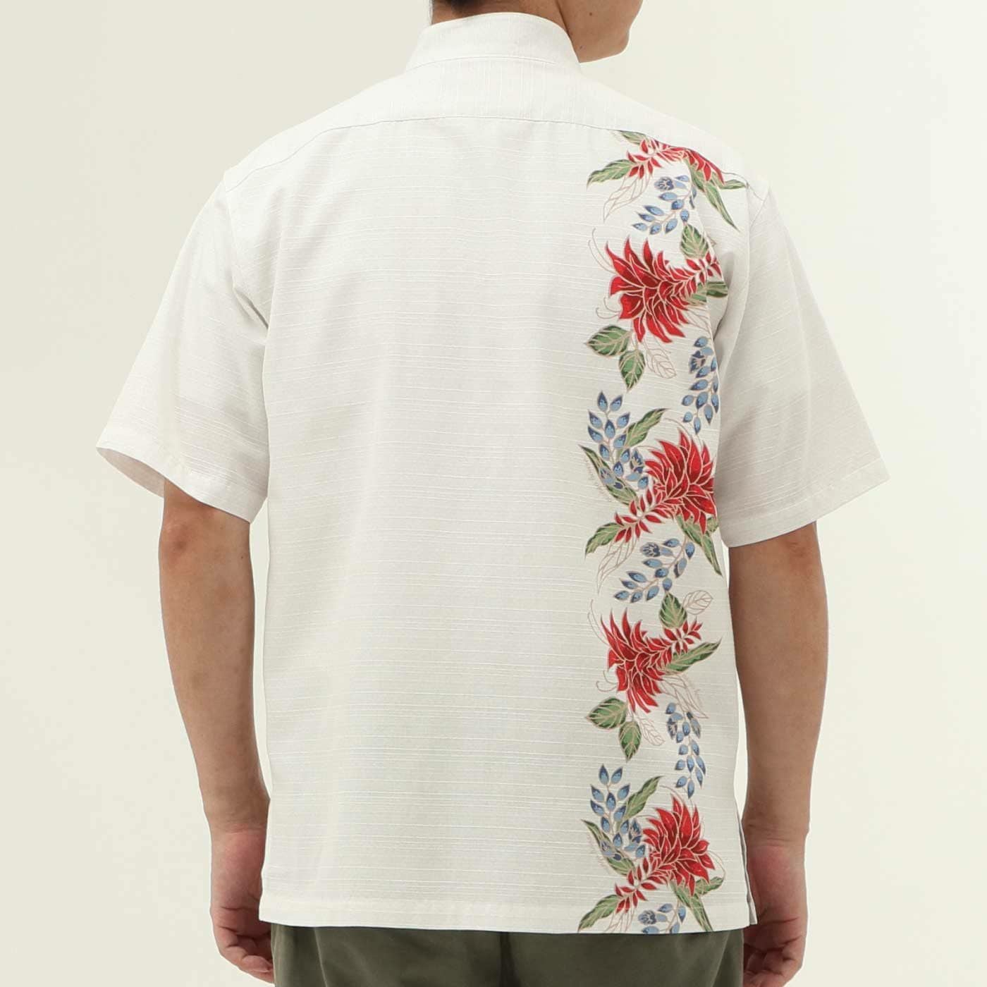 かりゆしウェアモデル着用画像