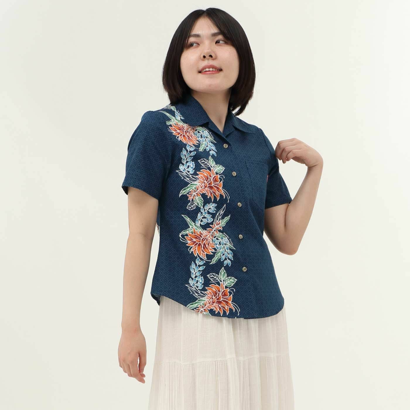 かりゆしウェアモデル着用画像