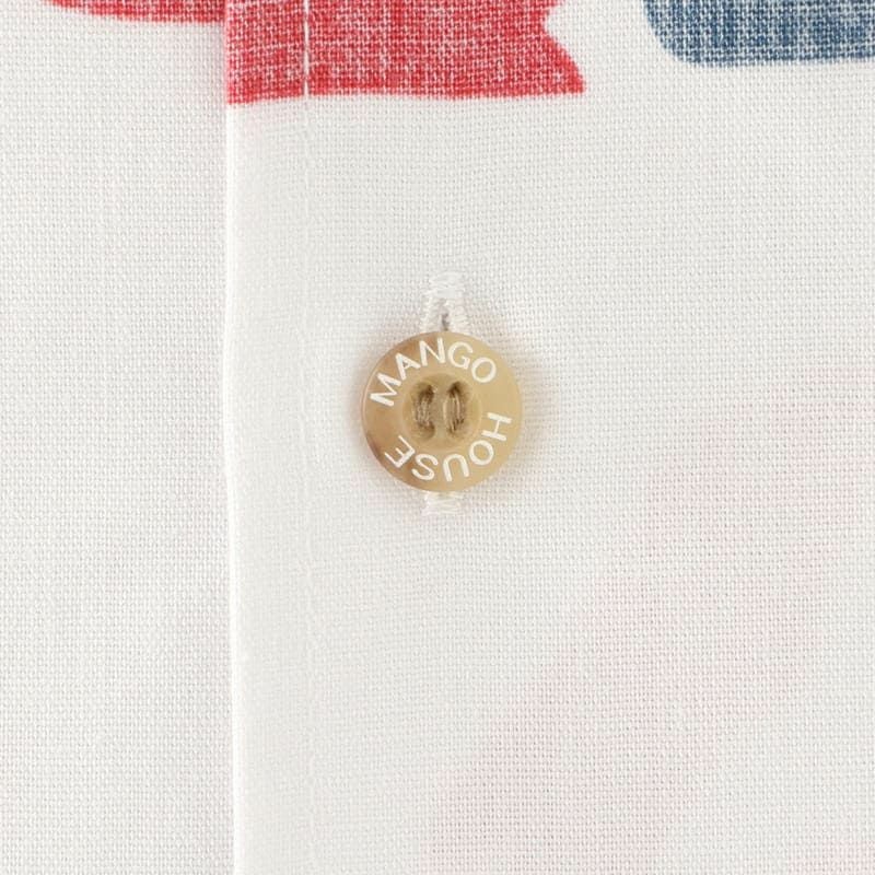 かりゆしウェアボタン