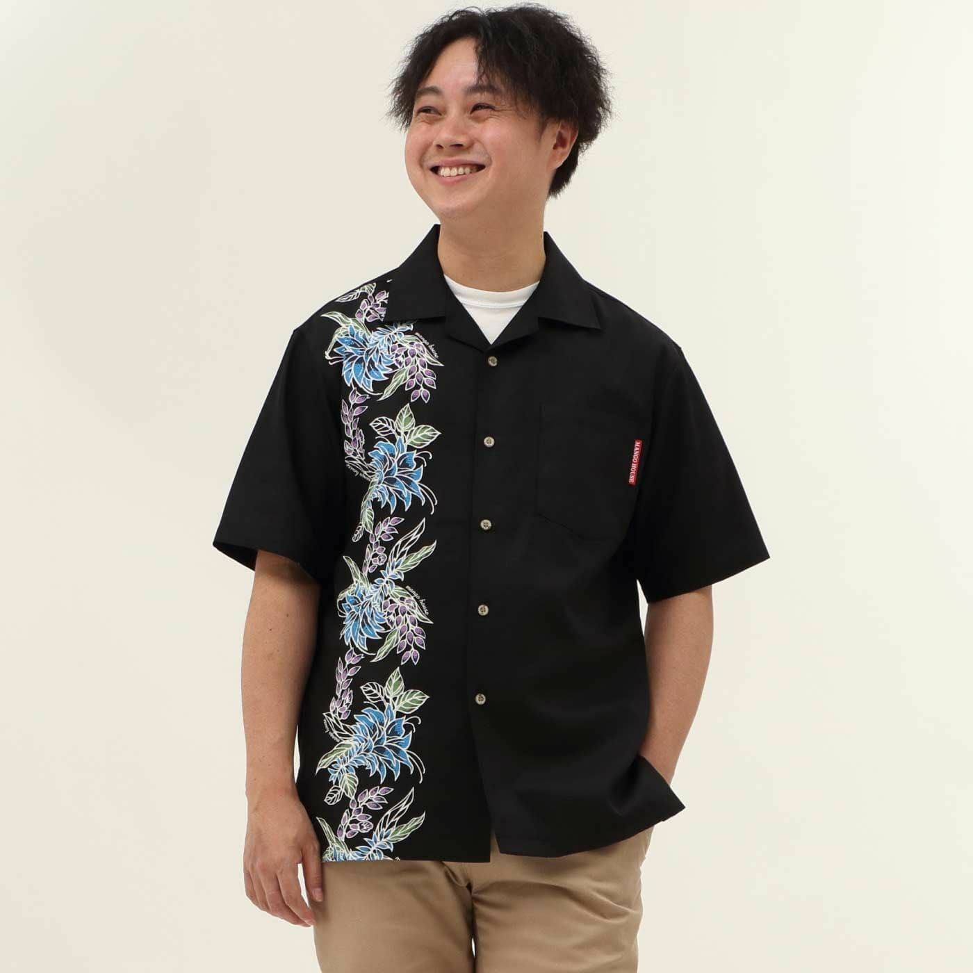 かりゆしウェア　モデル着用画像