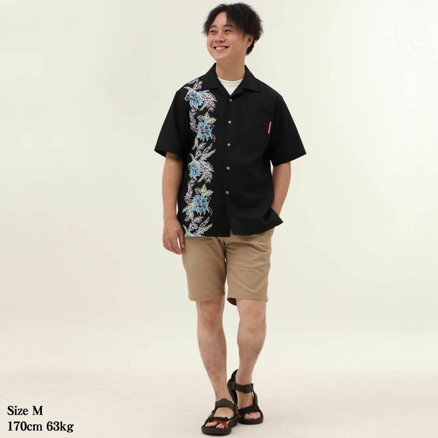 かりゆしウェア　モデル着用画像