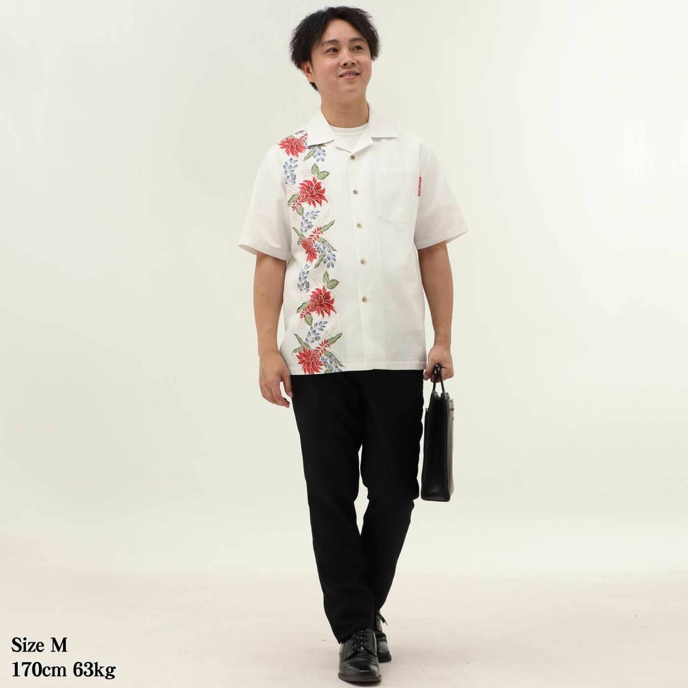 かりゆしウェア　モデル着用画像