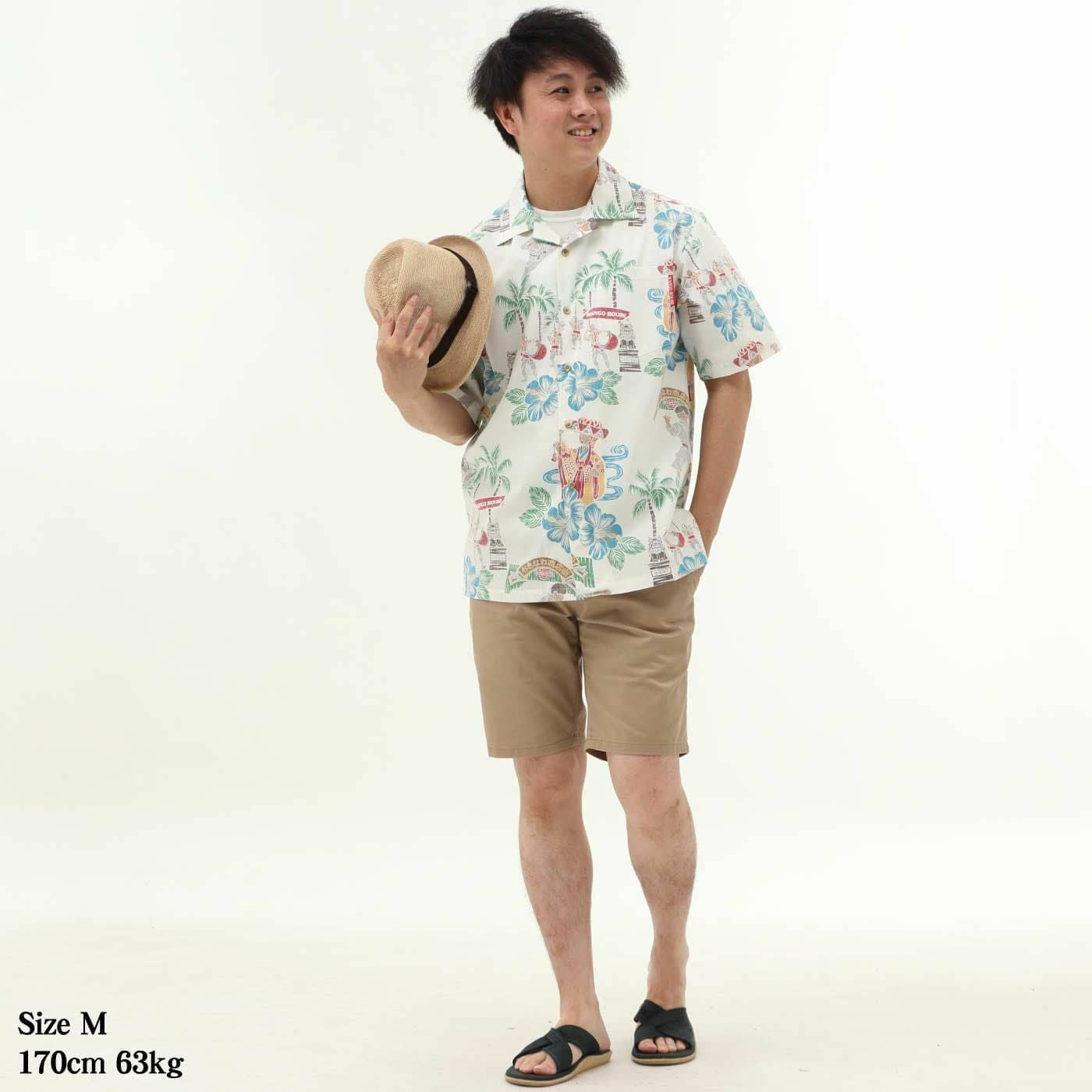 かりゆしウェア　モデル着用画像