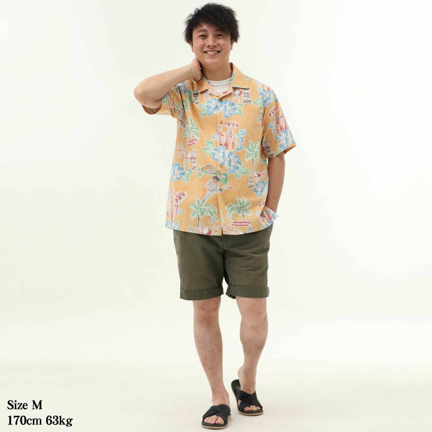 かりゆしウェア　モデル着用画像