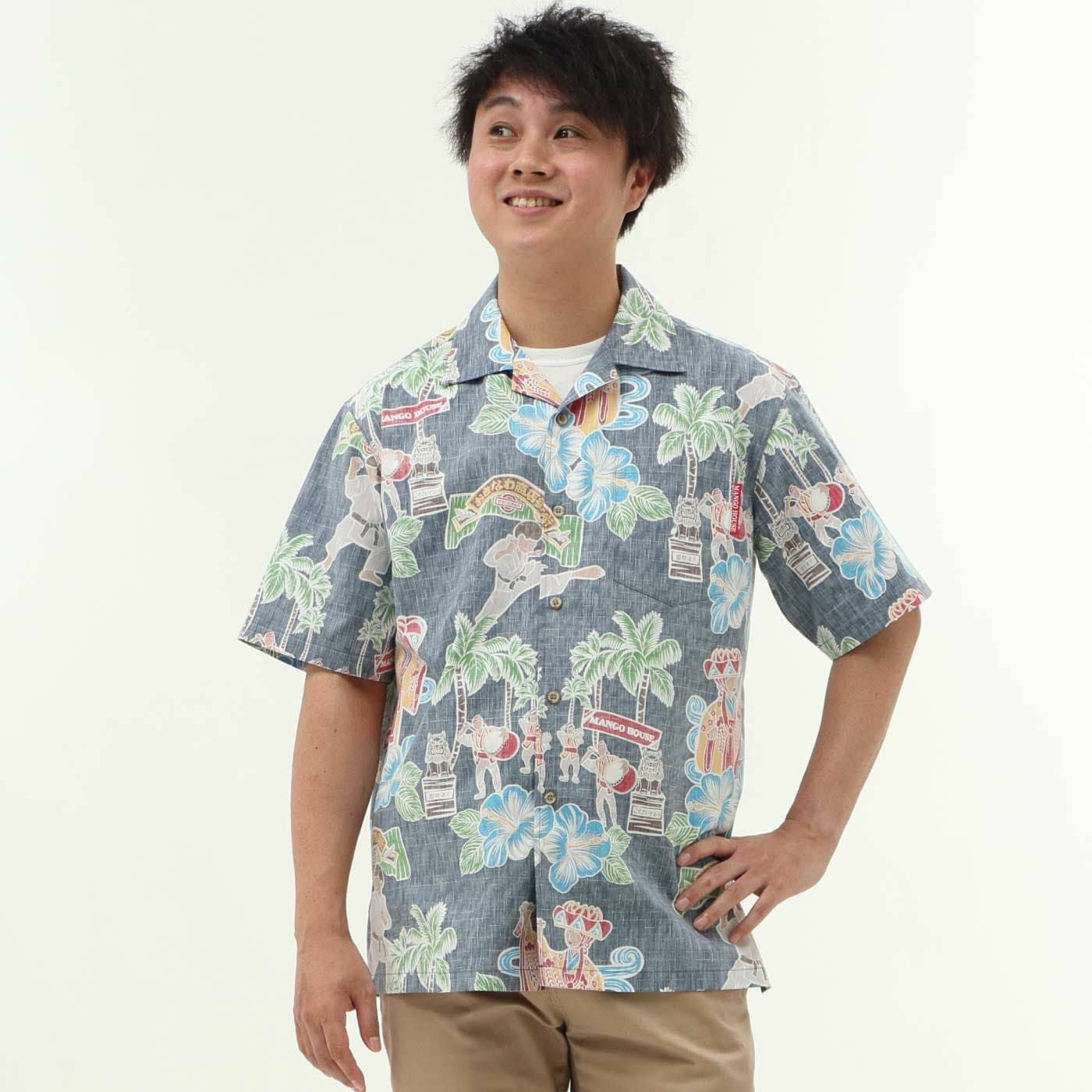 かりゆしウェア　モデル着用画像