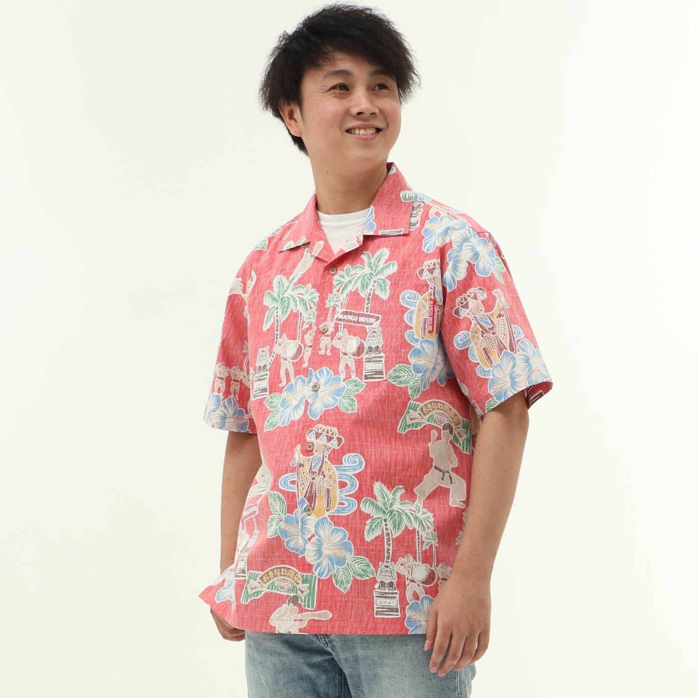 かりゆしウェア　モデル着用画像