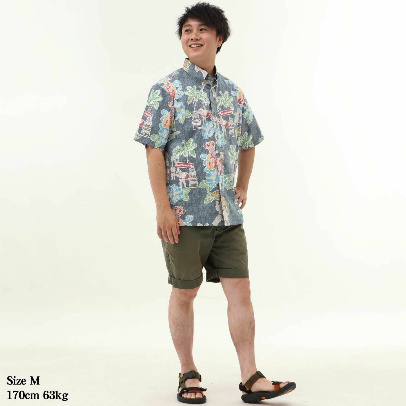 かりゆしウェアモデル着用画像