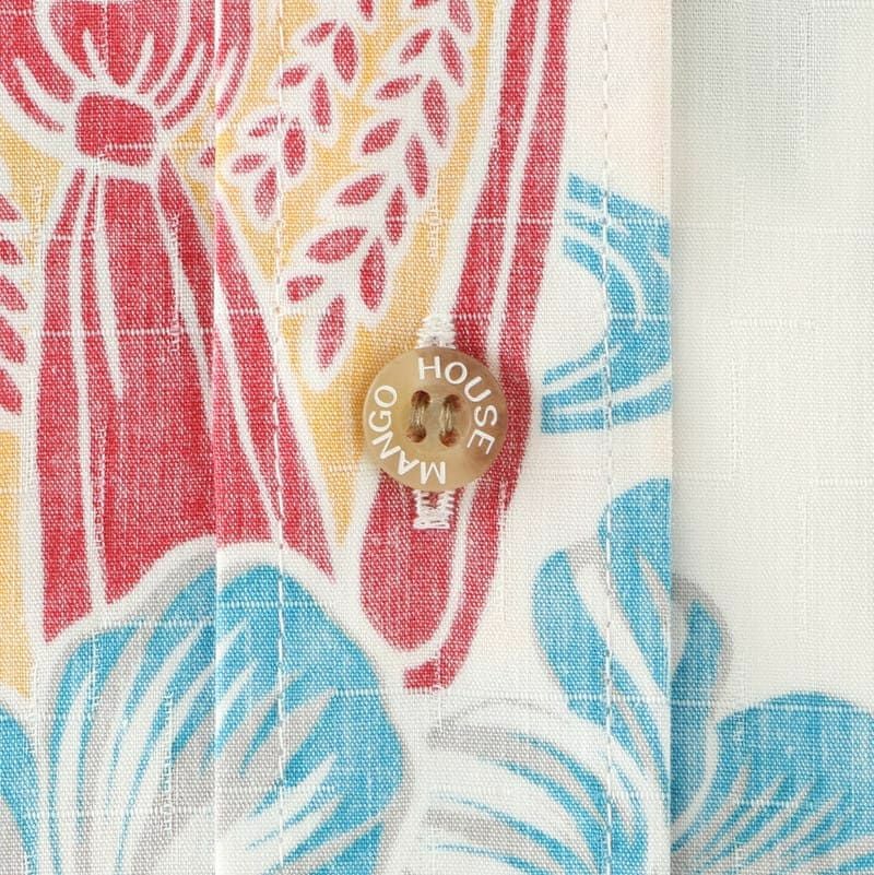 かりゆしウェア　ボタン