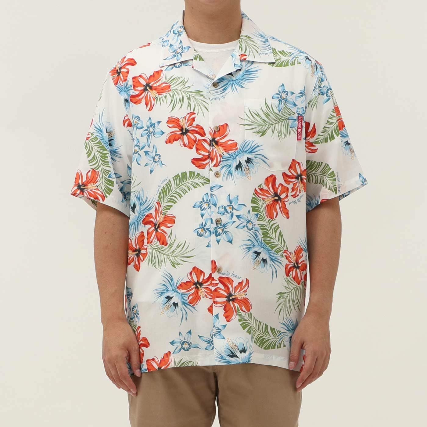 かりゆしウェア　モデル着用画像