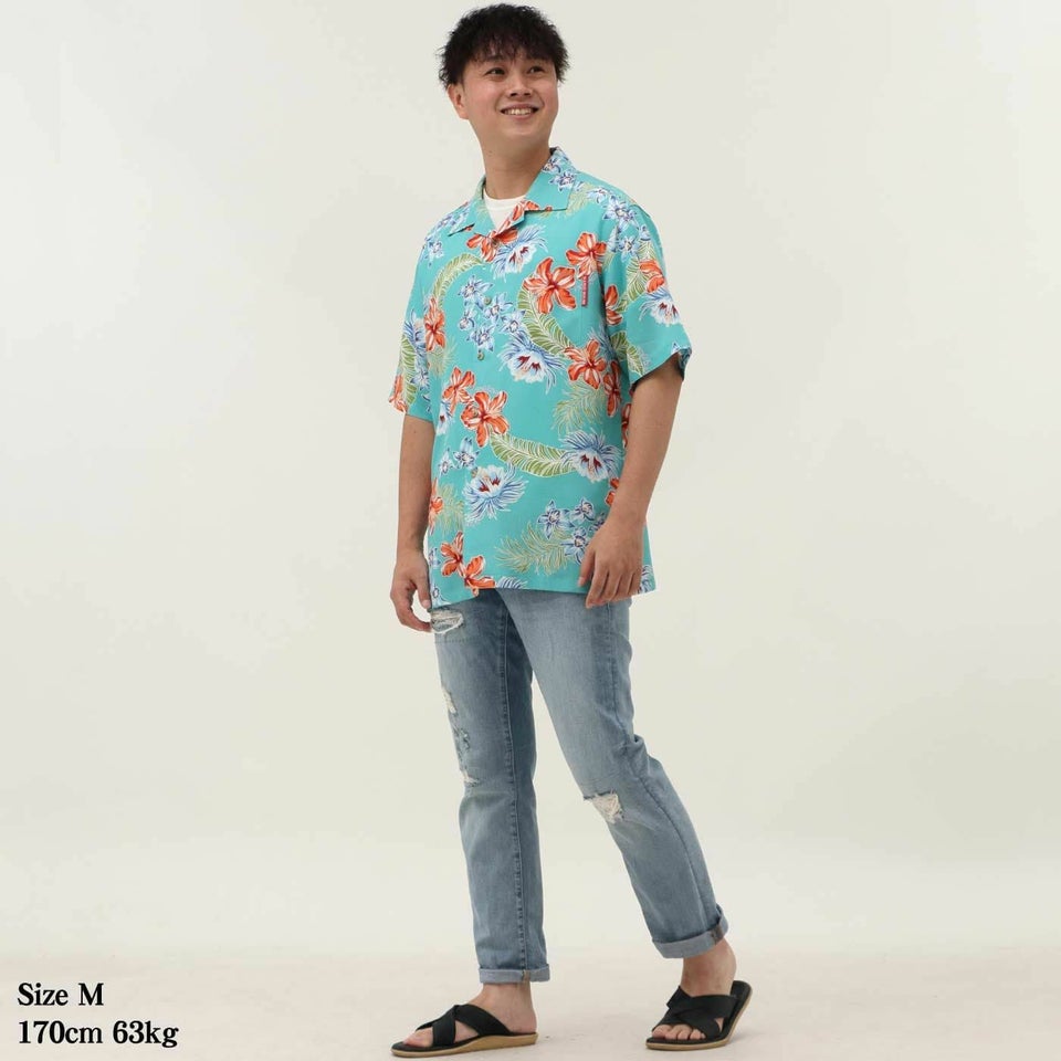 かりゆしウェア　モデル着用画像