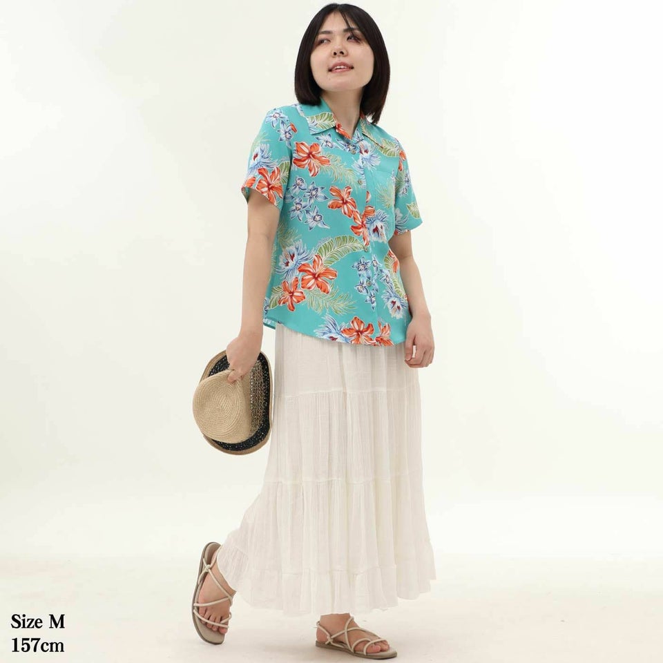 かりゆしウェア　モデル着用画像