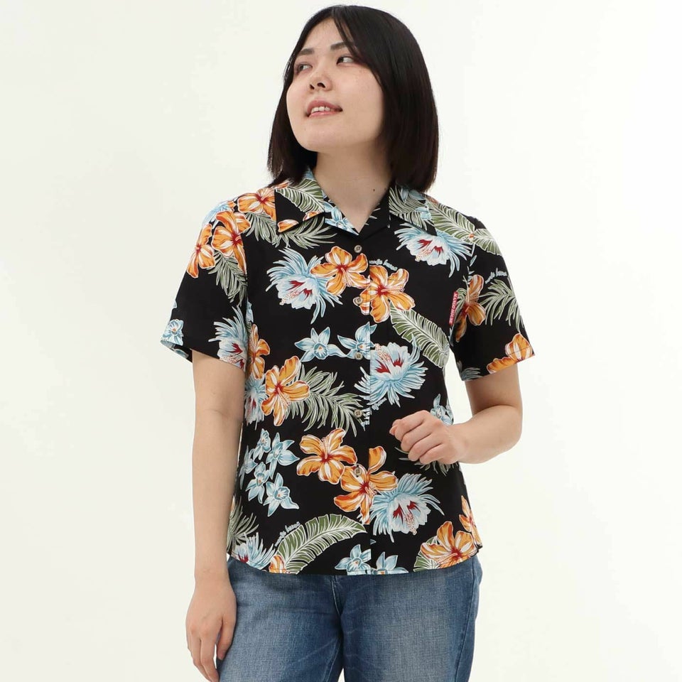 かりゆしウェア　モデル着用画像