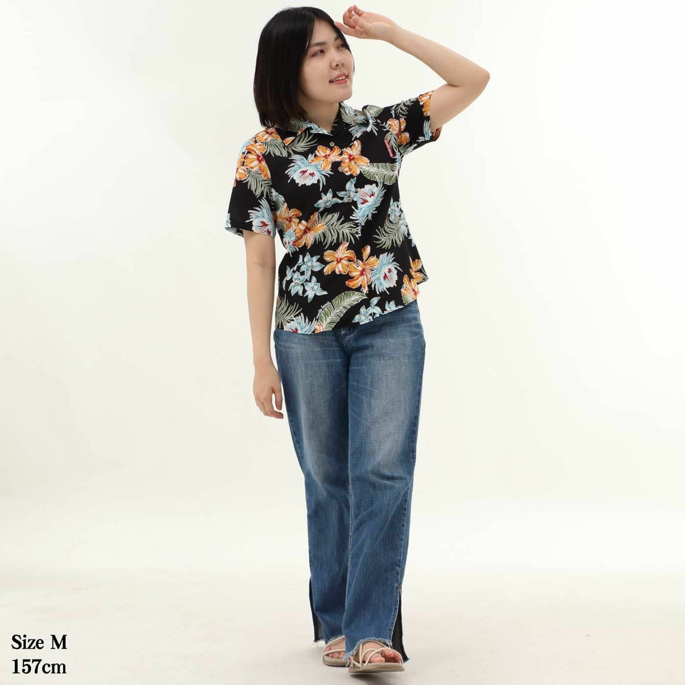 かりゆしウェア　モデル着用画像