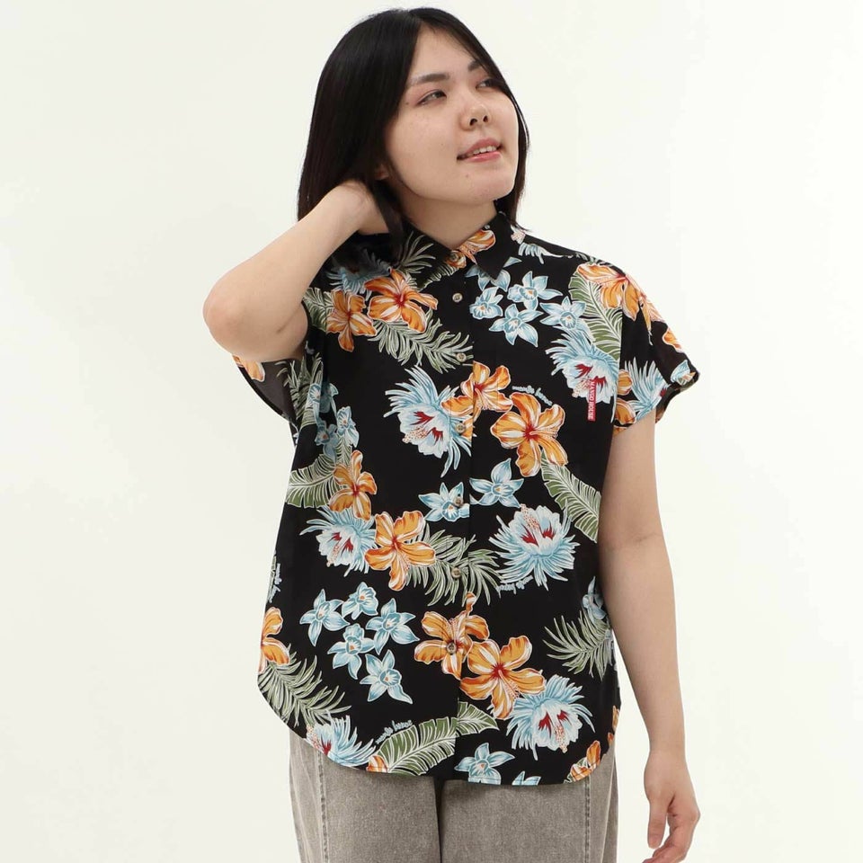 かりゆしウェアモデル着用画像