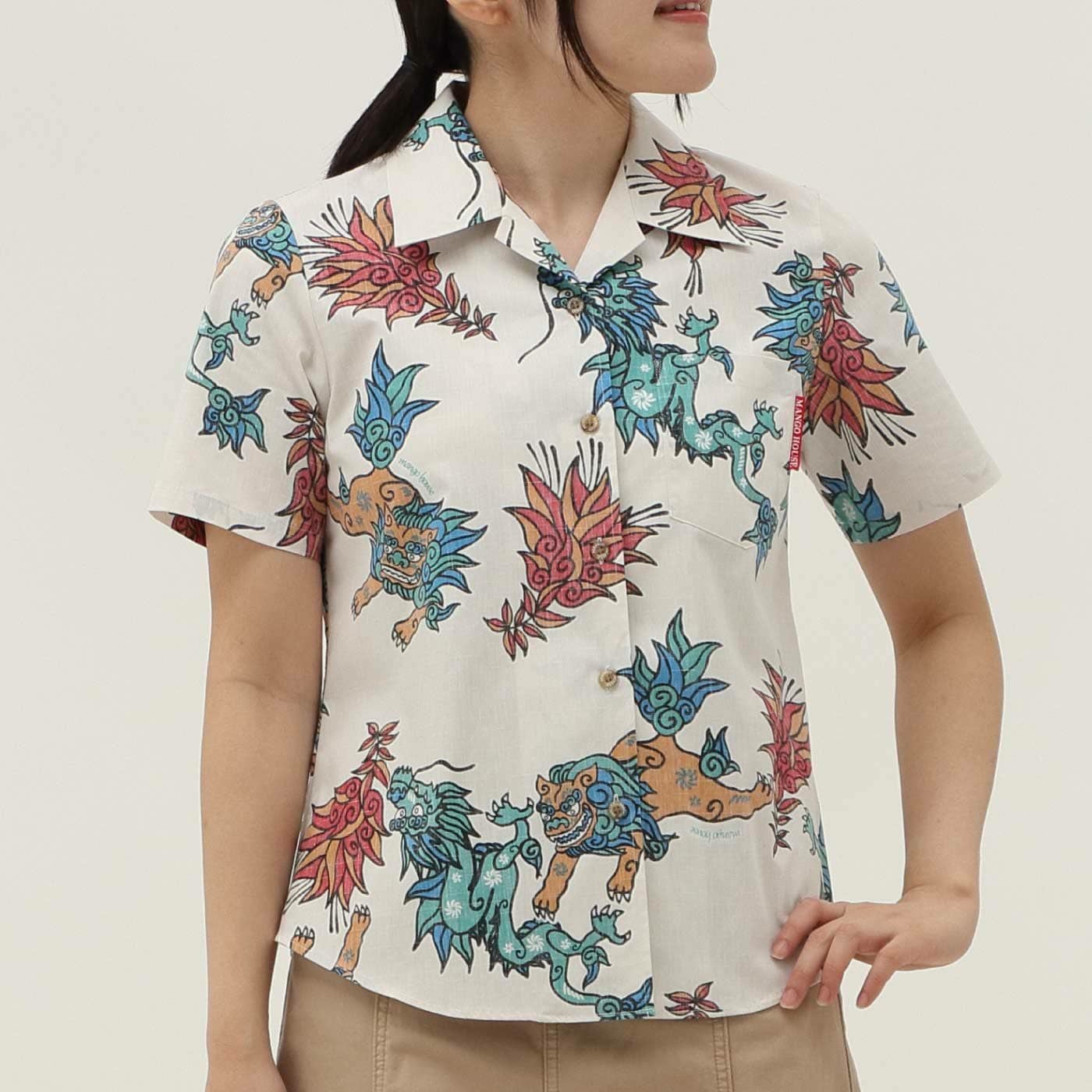 かりゆしウェアモデル着用画像