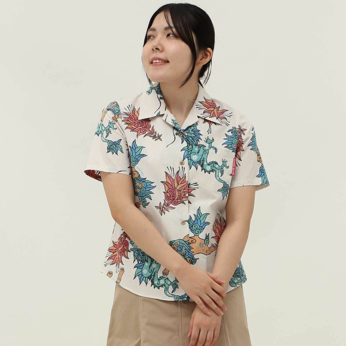 かりゆしウェアモデル着用画像