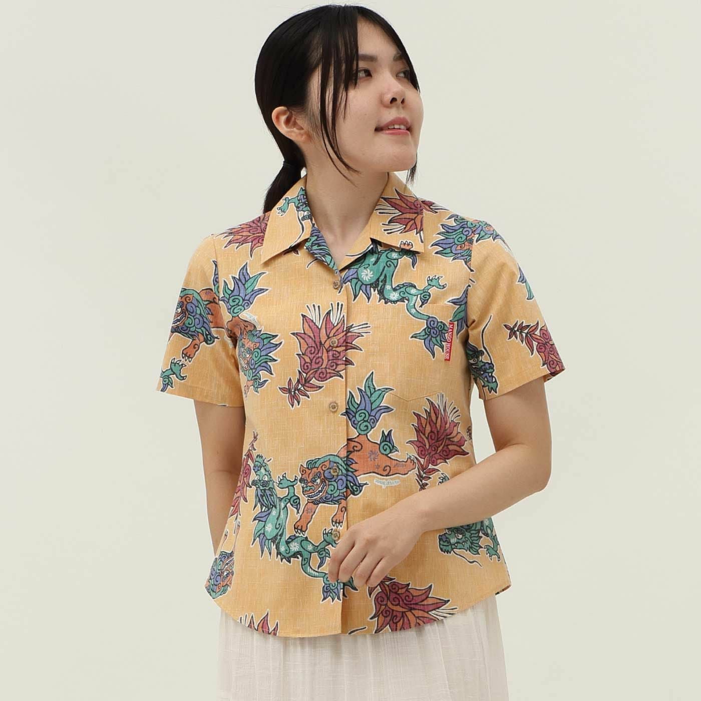 かりゆしウェアモデル着用画像