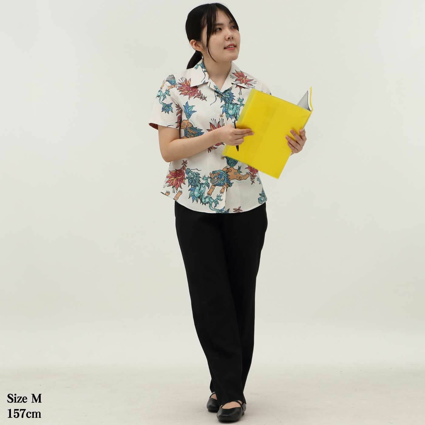 かりゆしウェアモデル着用画像