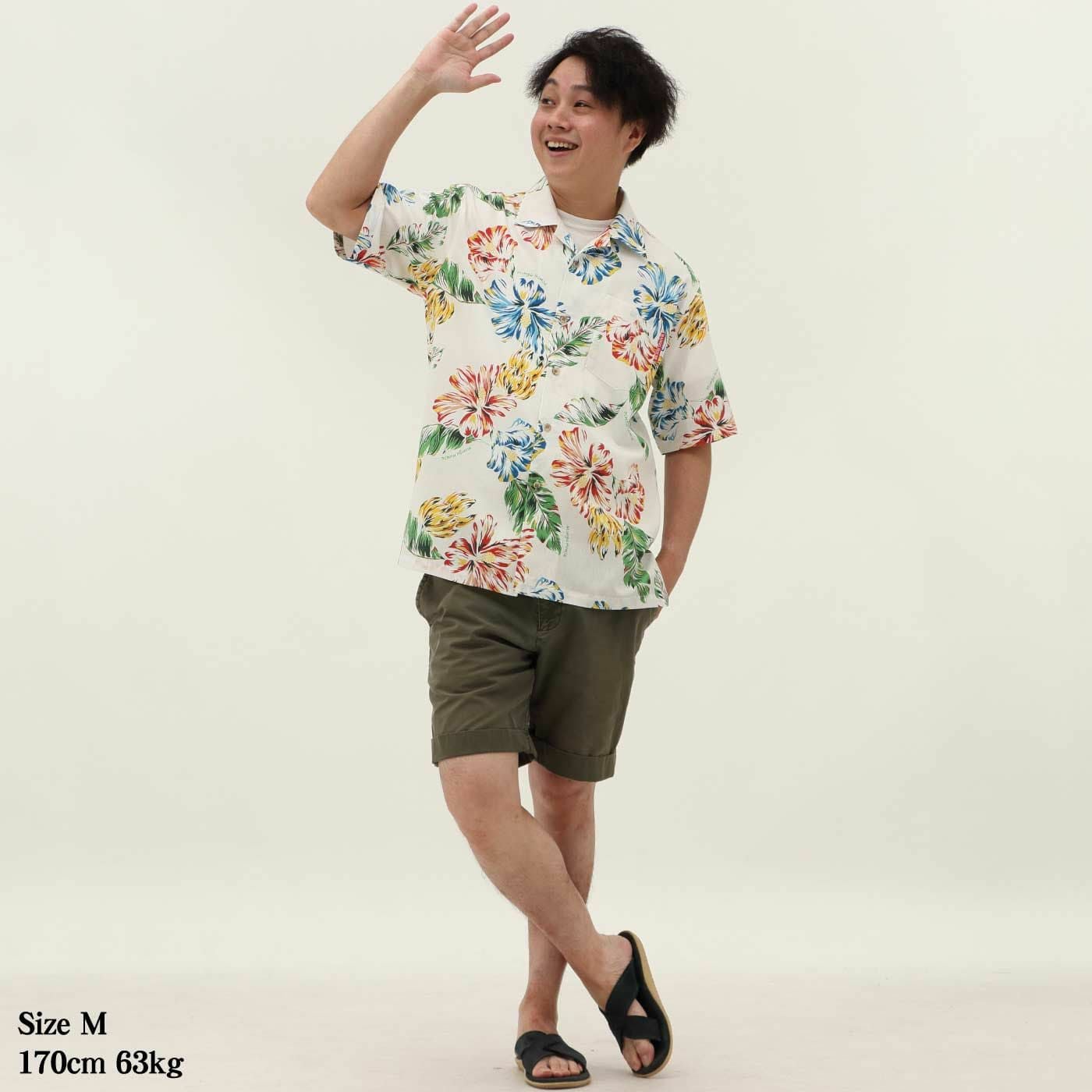 かりゆしウェアモデル着用画像