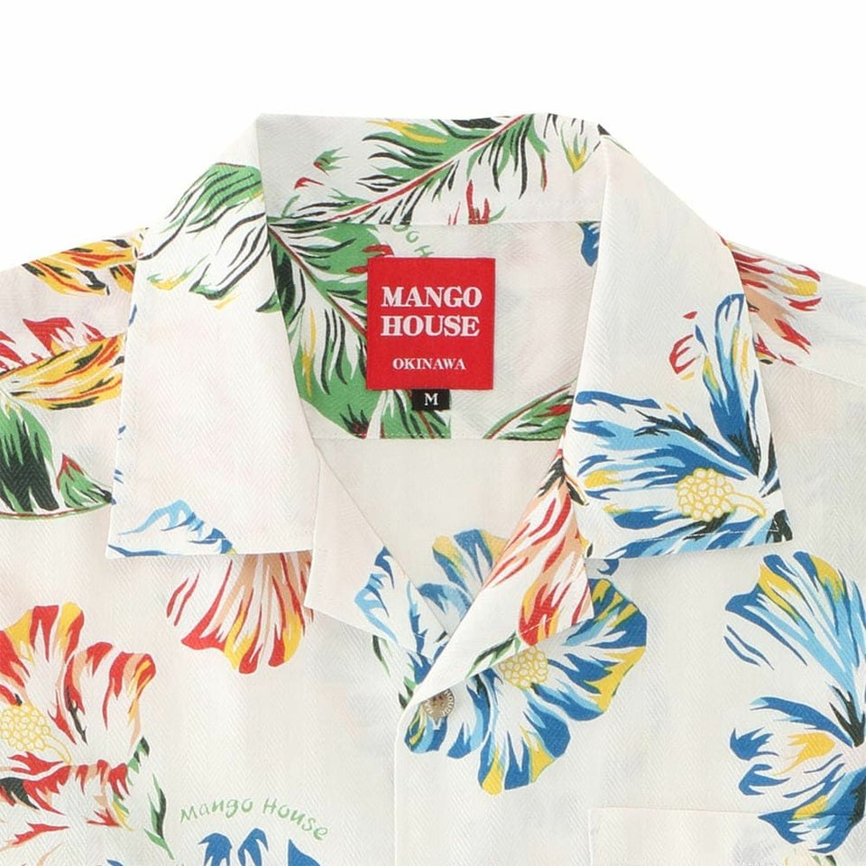 襟元拡大画像　開襟