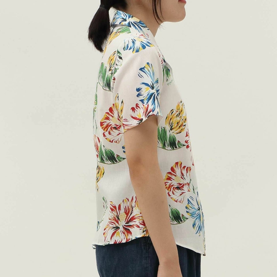 かりゆしウェアモデル着用画像