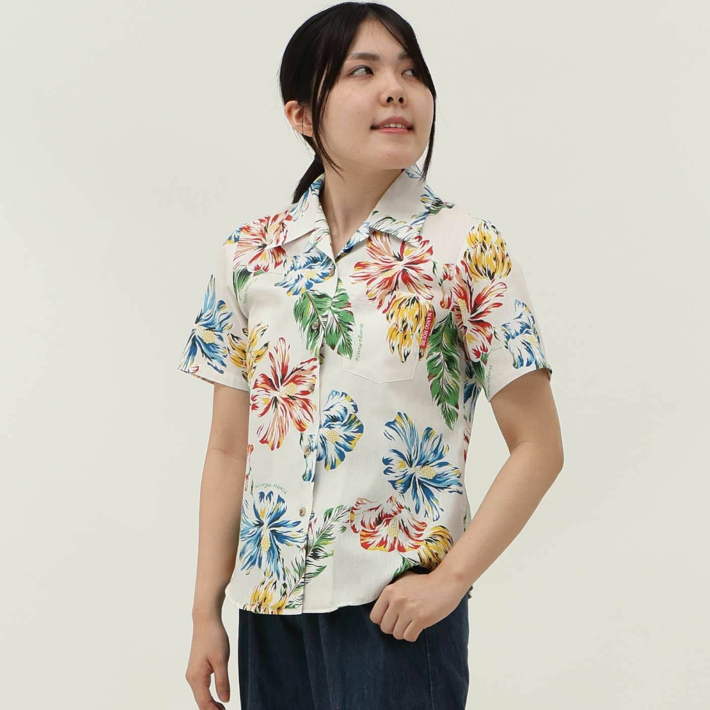 かりゆしウェアモデル着用画像