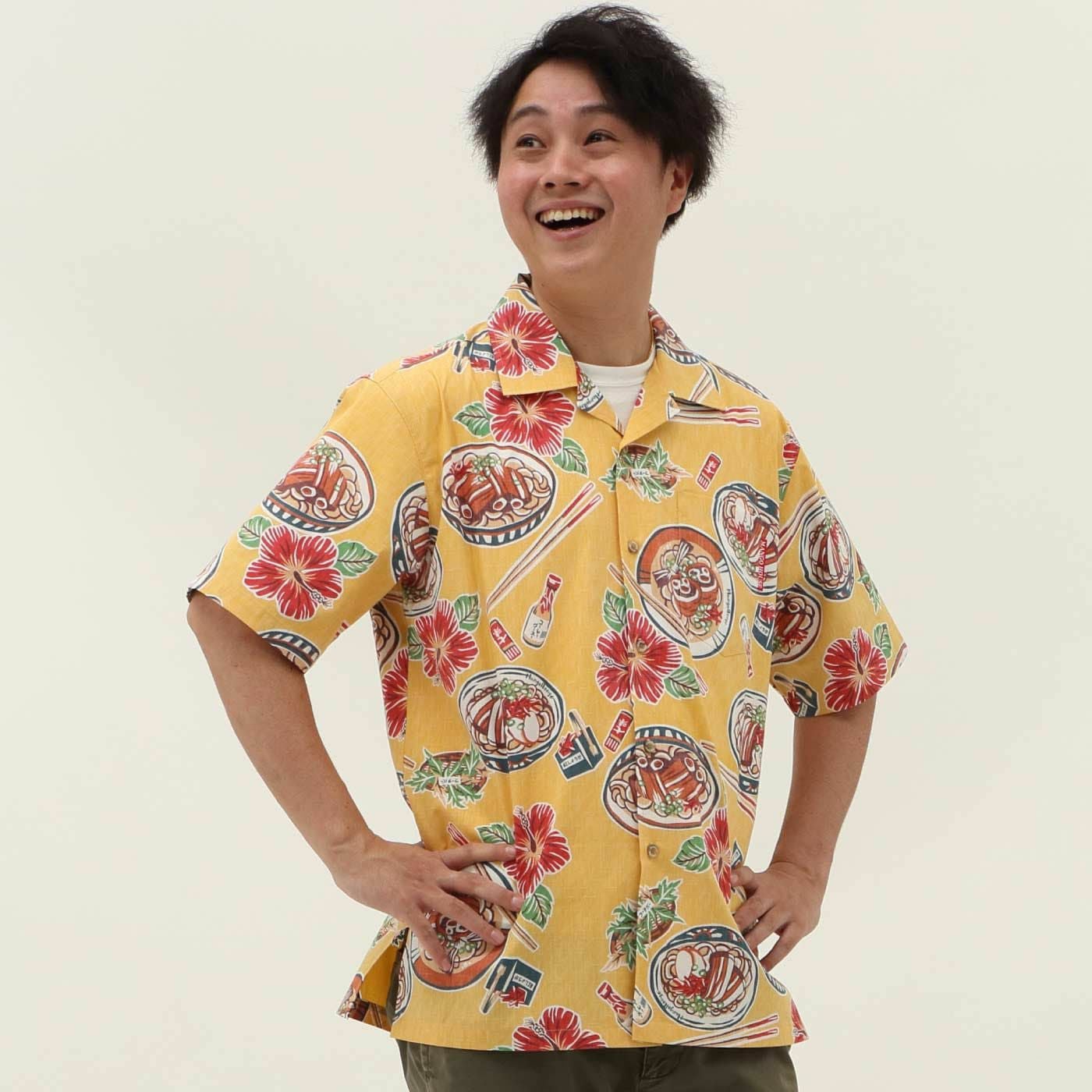 かりゆしウェアモデル着用画像