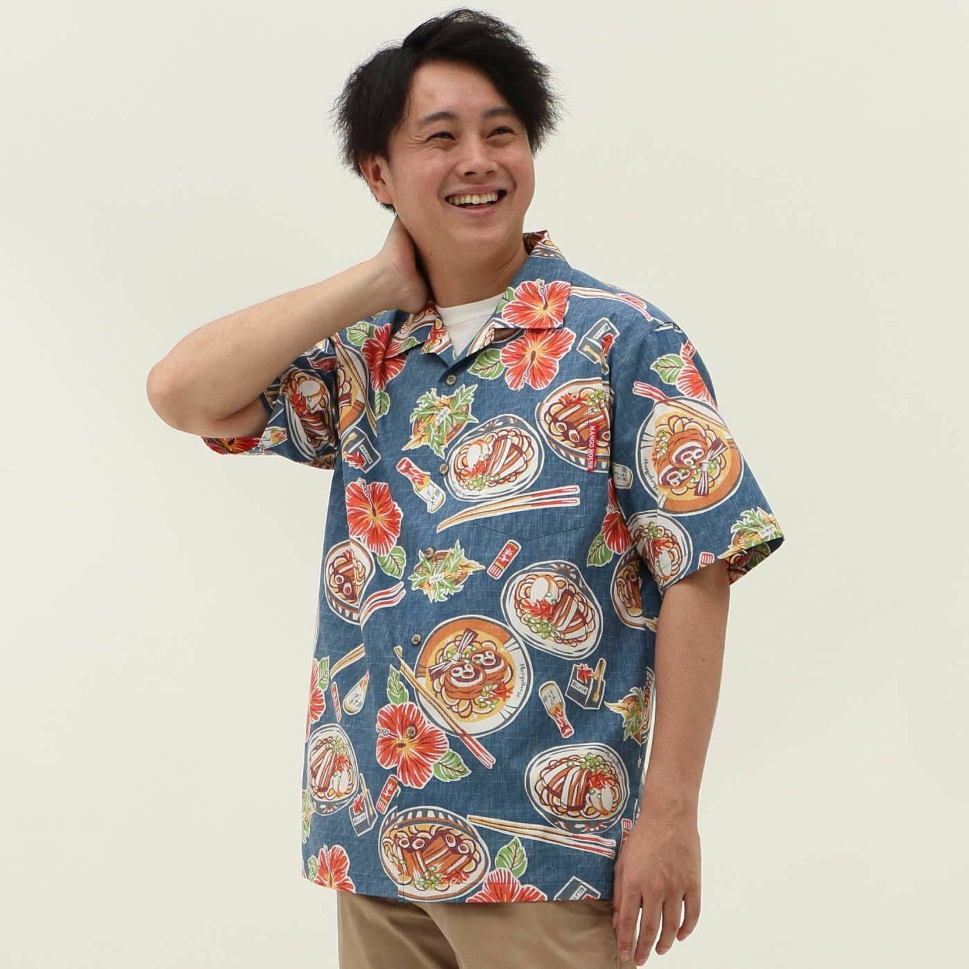 かりゆしウェアモデル着用画像