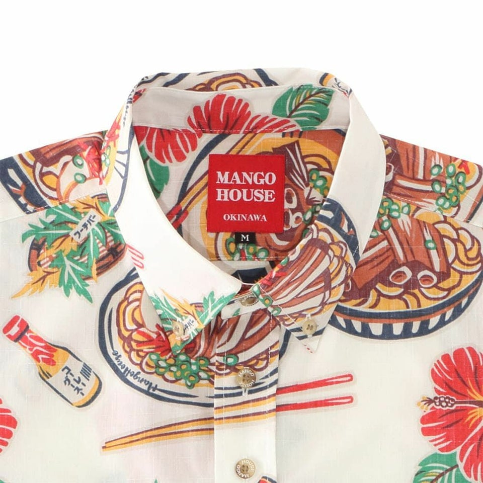 かりゆしウェアサムネイル画像（襟元拡大画像感）