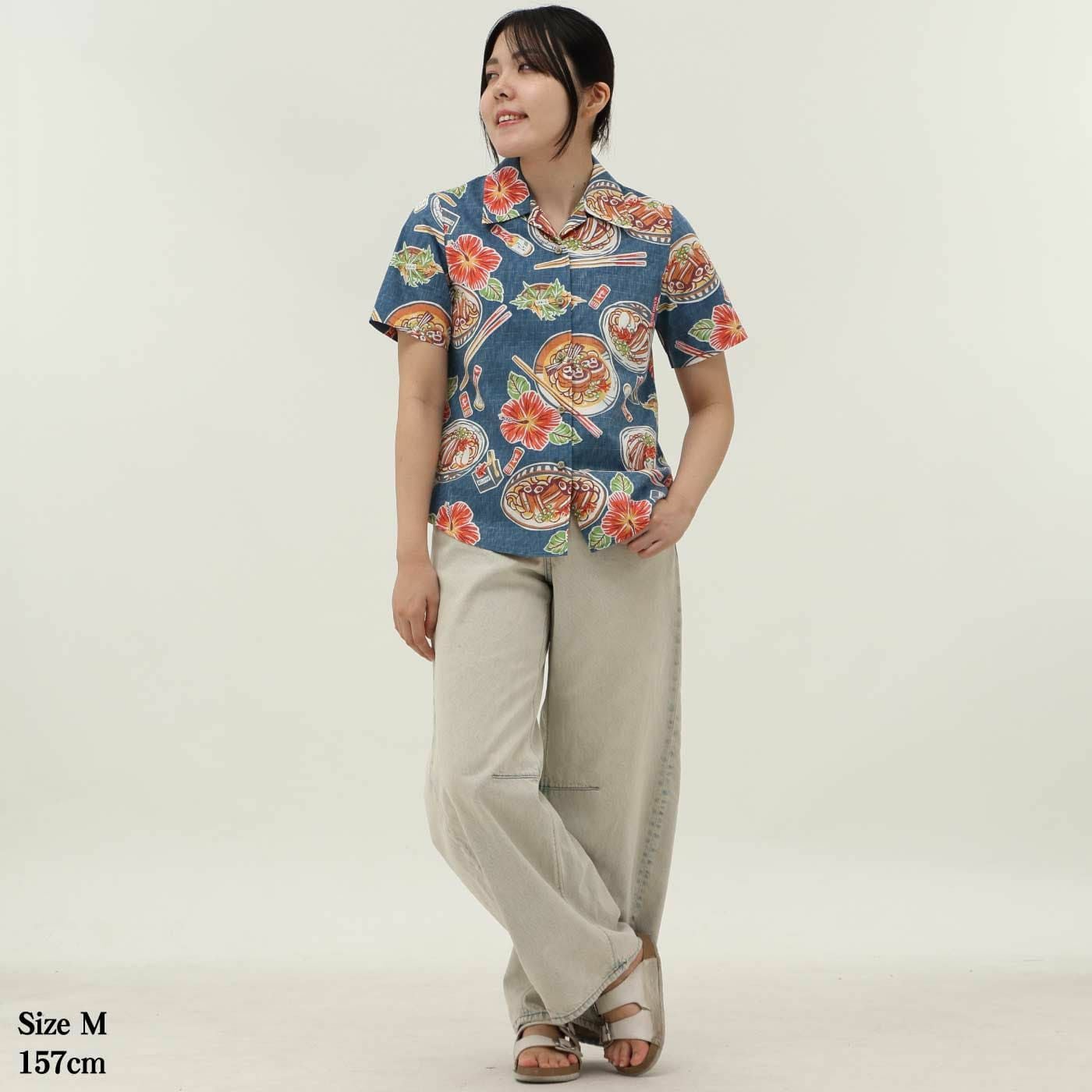 かりゆしウェアモデル着用画像