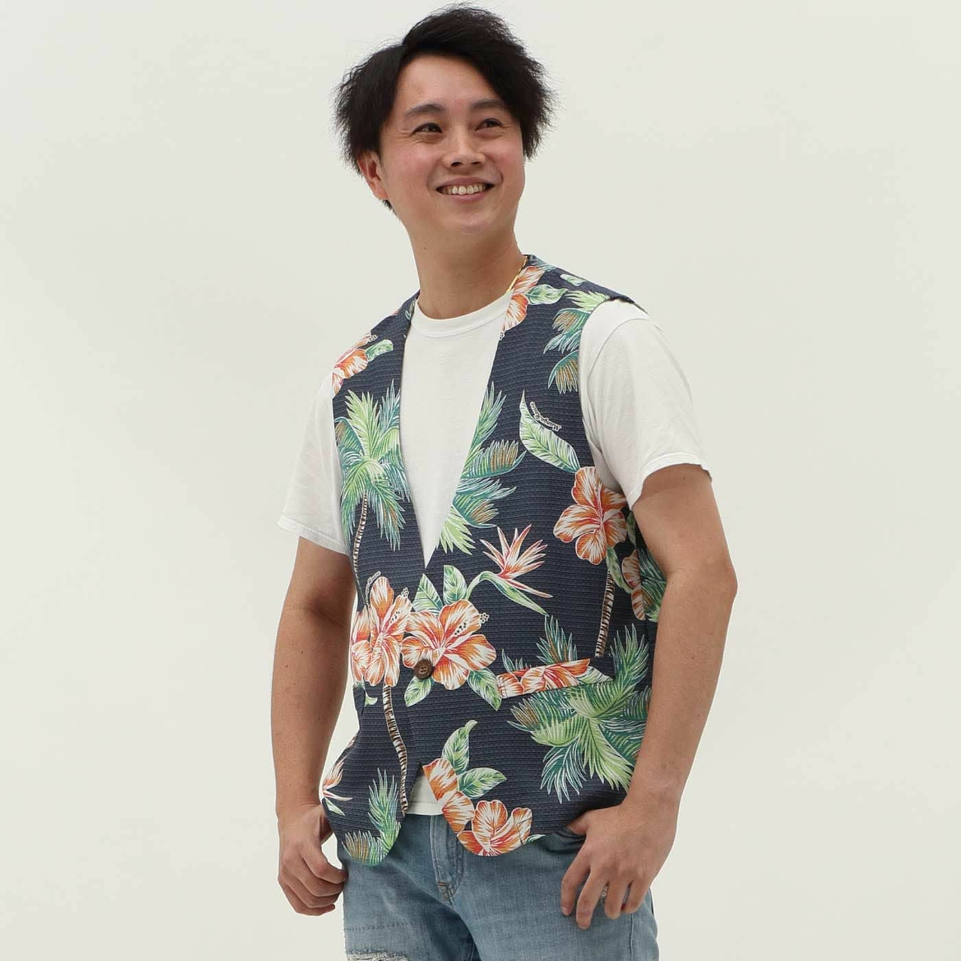 かりゆしウェアモデル着用画像