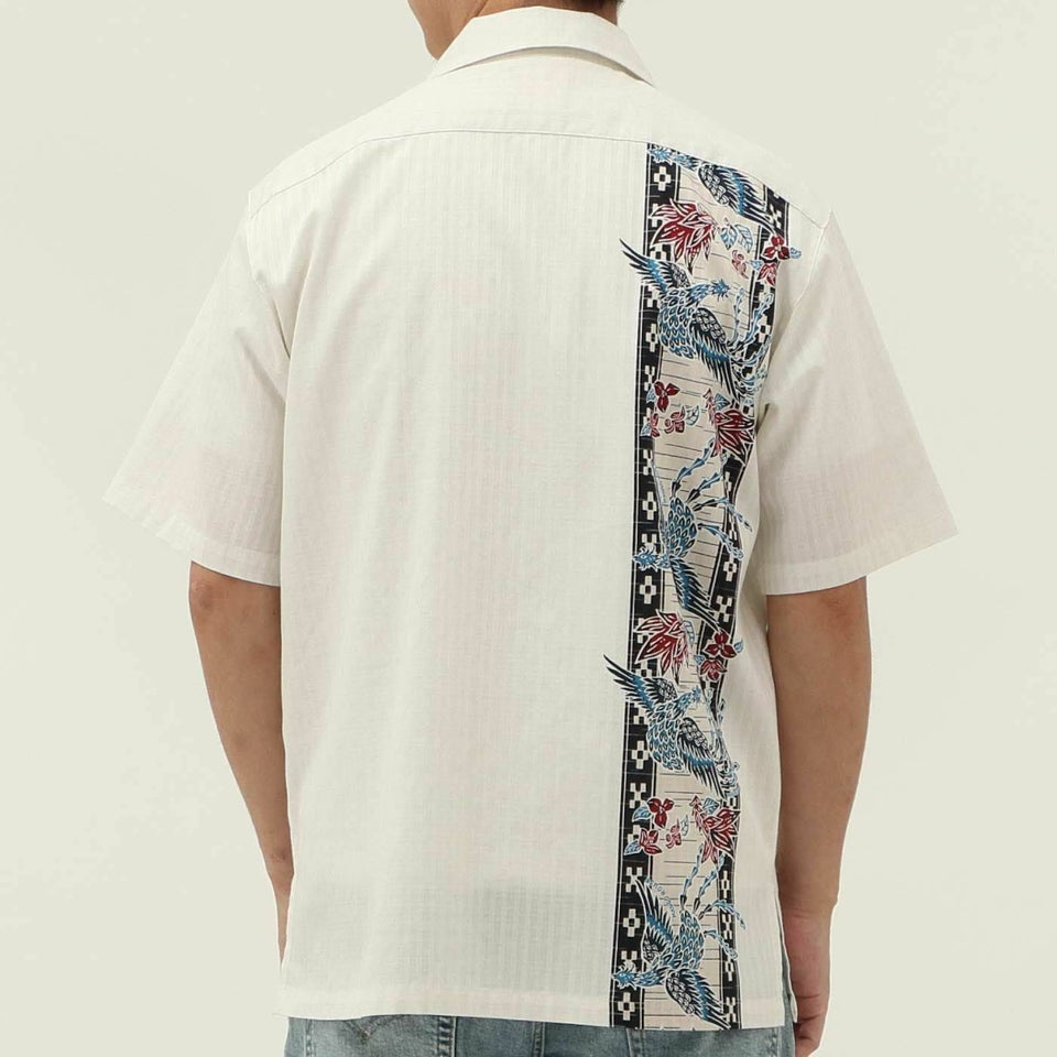 かりゆしウェアモデル着用画像