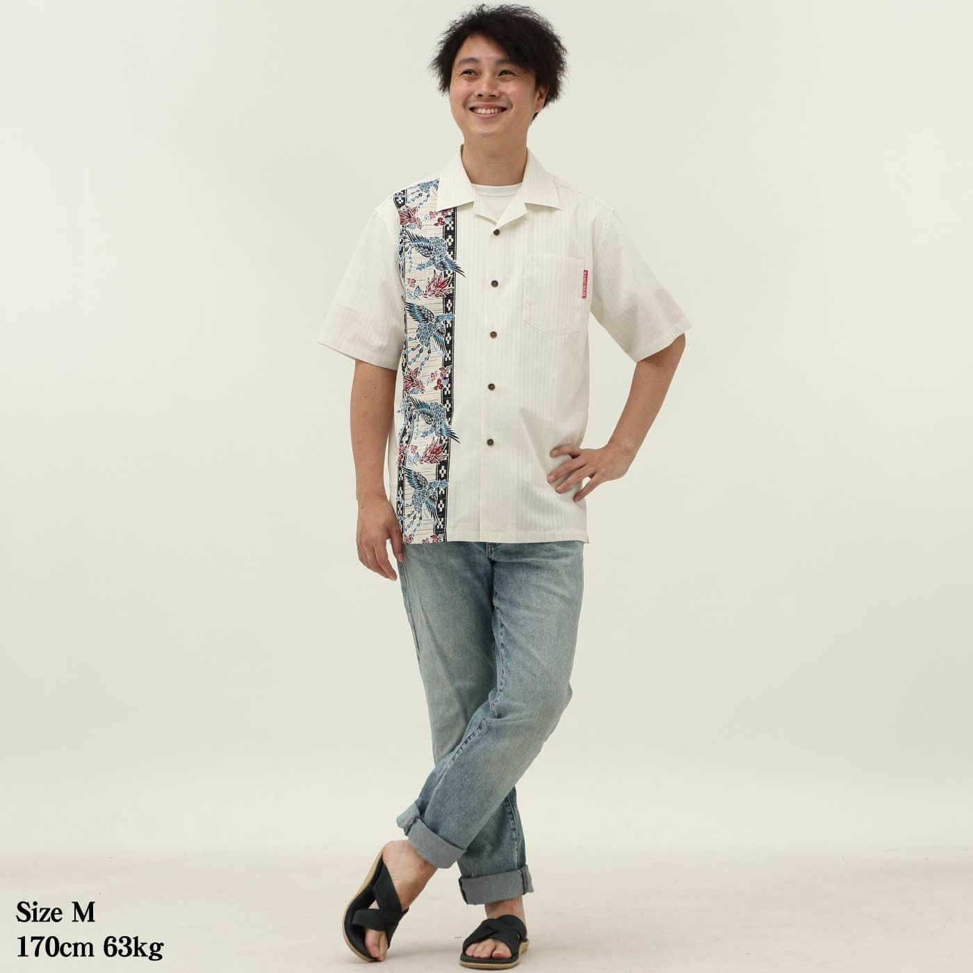 かりゆしウェアモデル着用画像