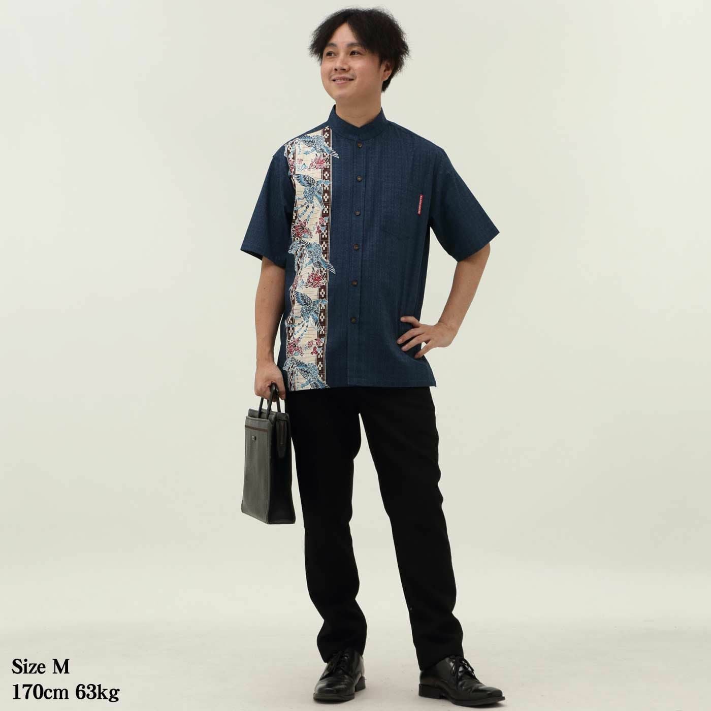 かりゆしウェアモデル着用画像