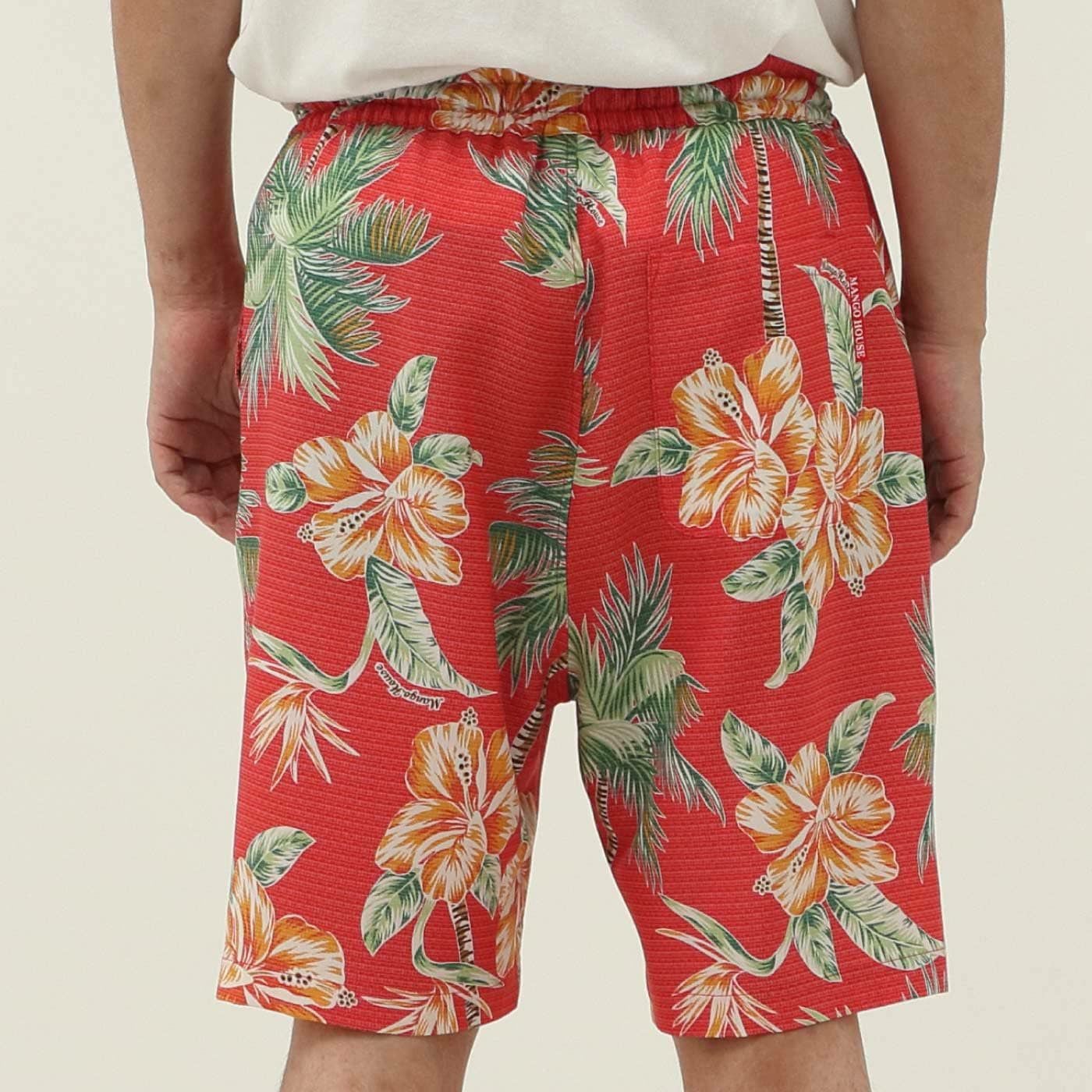 かりゆしハーフパンツ　モデル着用画像