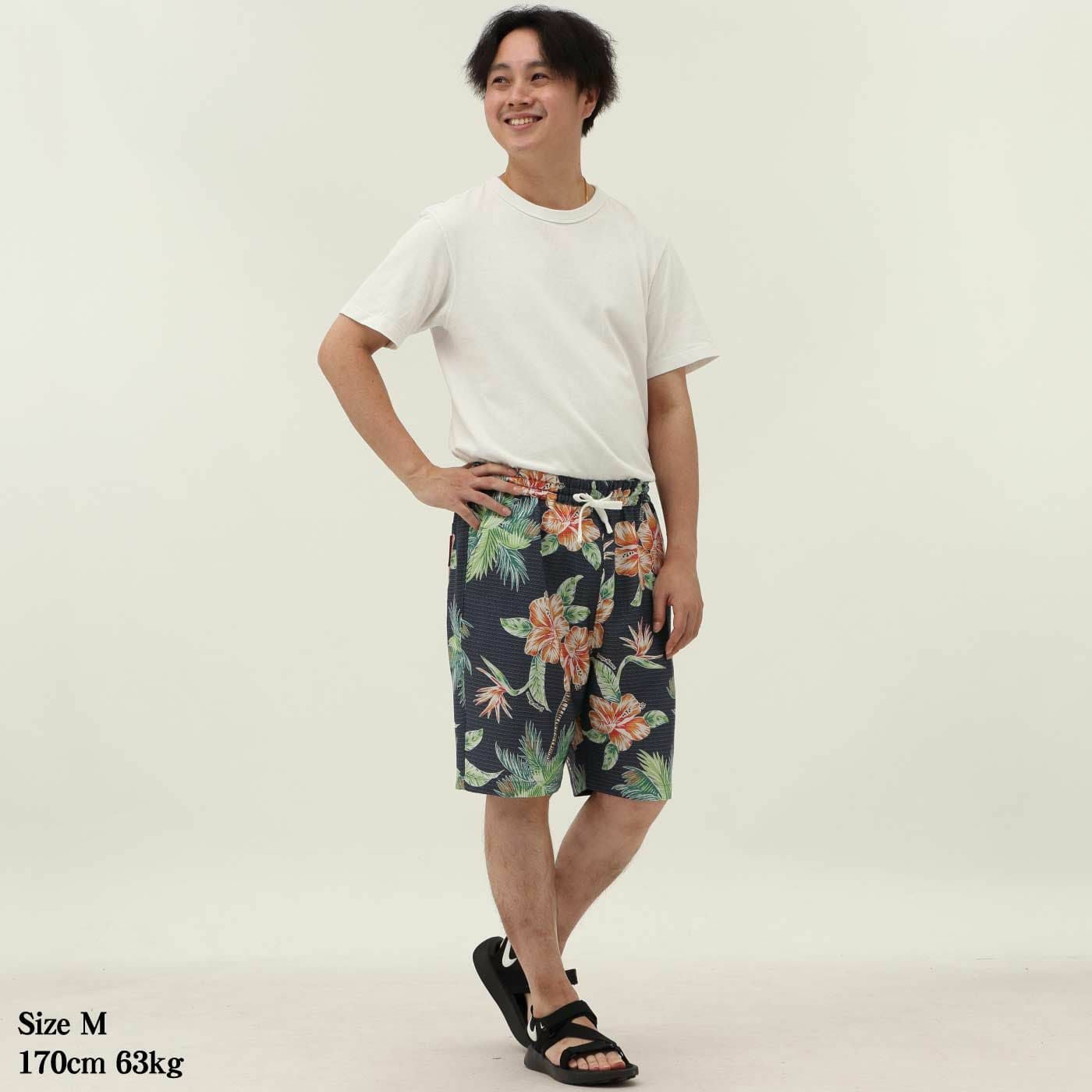 かりゆしハーフパンツ　モデル着用画像