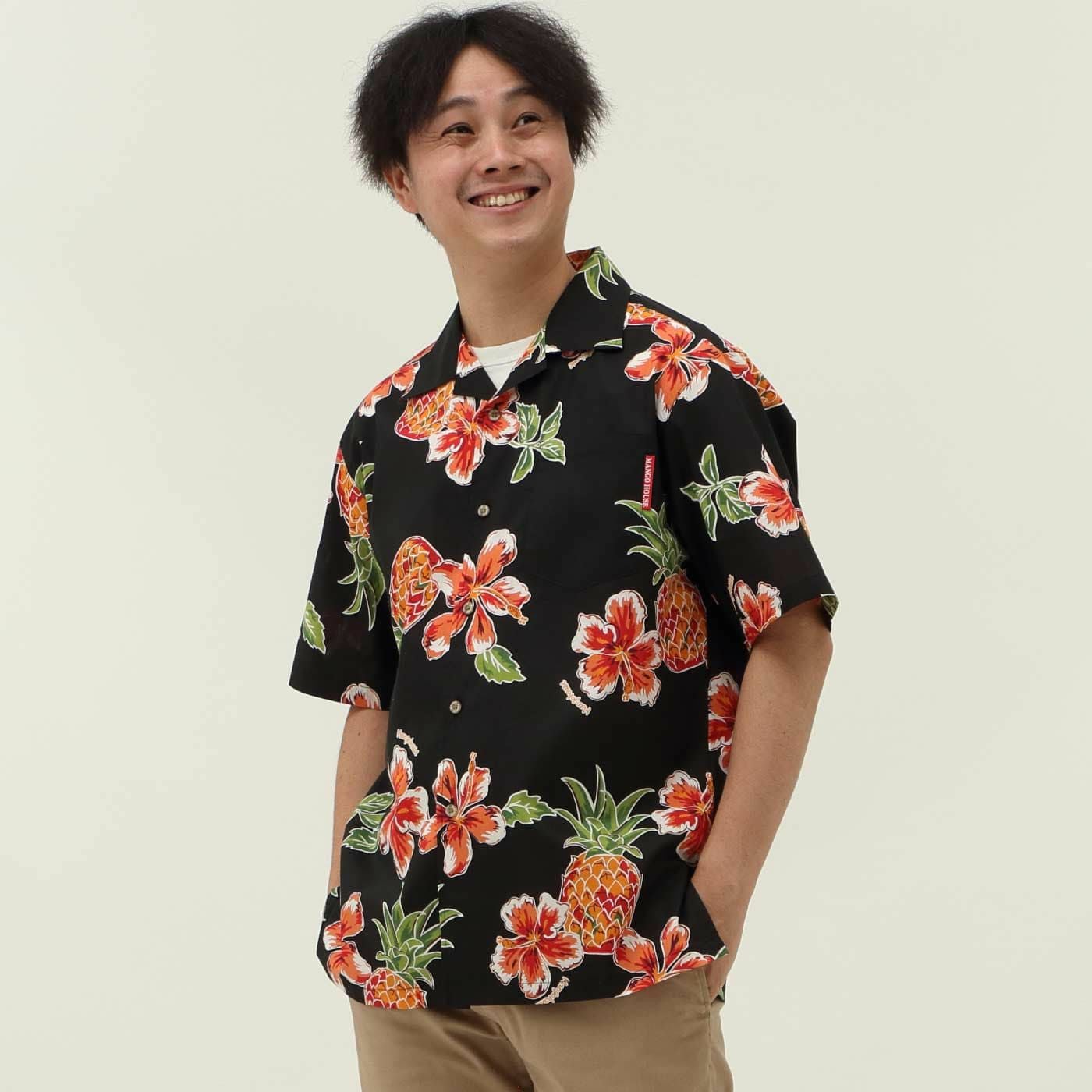 かりゆしウェアモデル着用画像