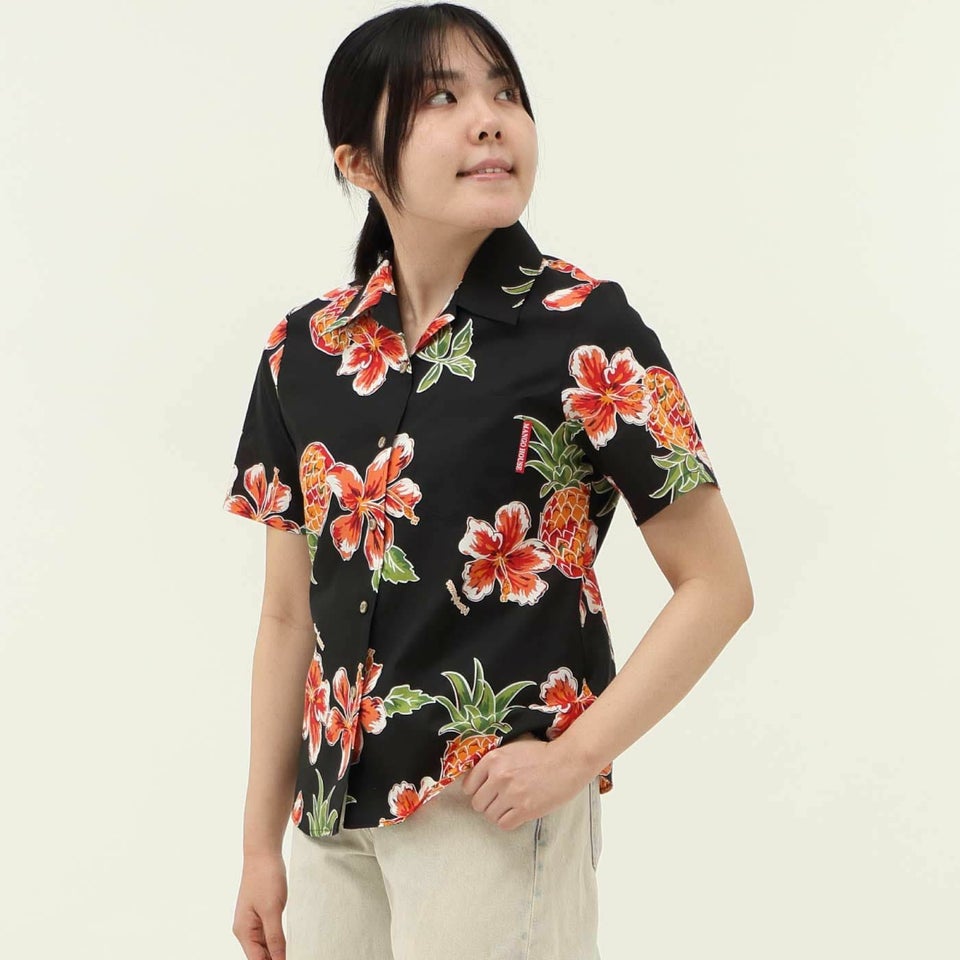 かりゆしウェアモデル着用画像