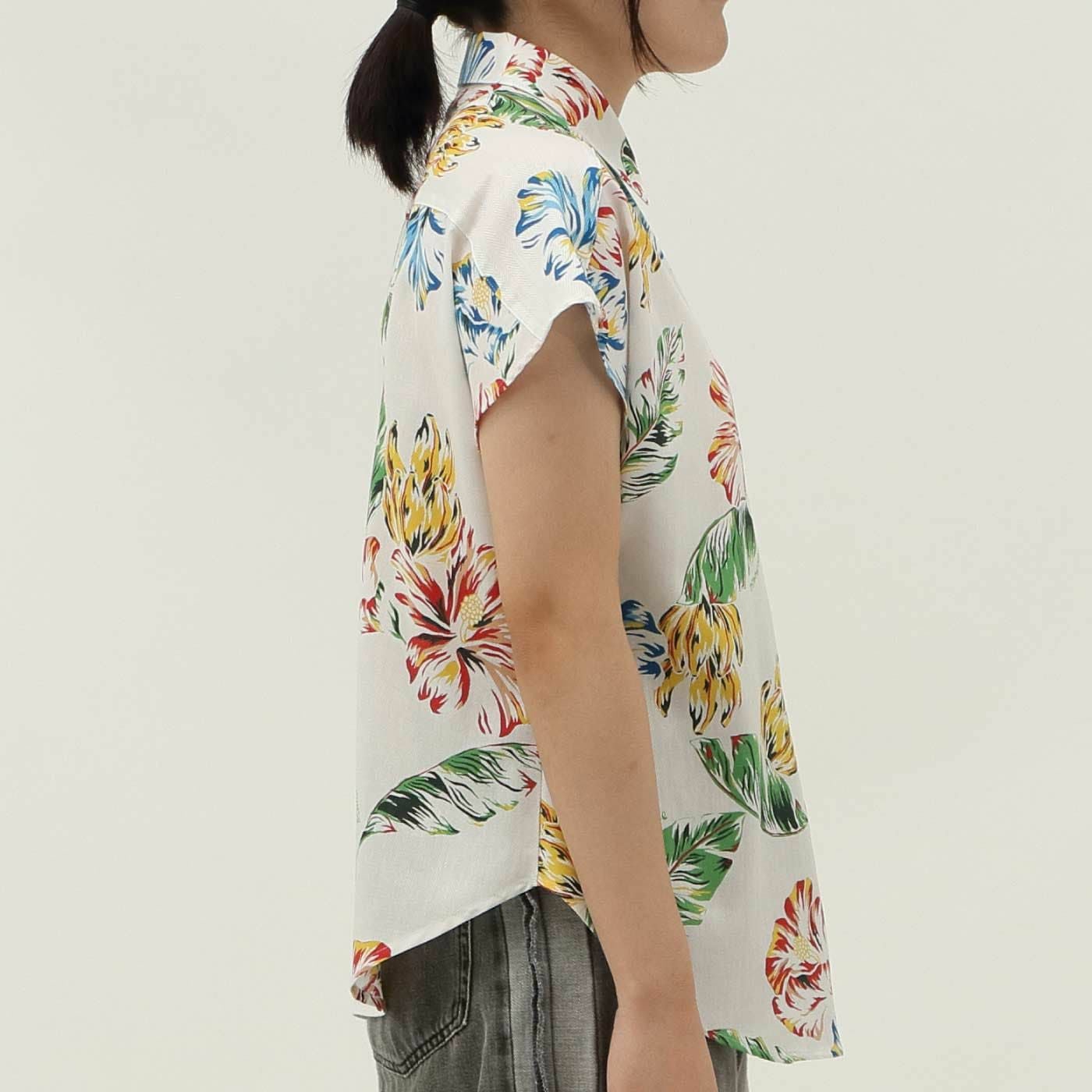 かりゆしウェアモデル着用画像