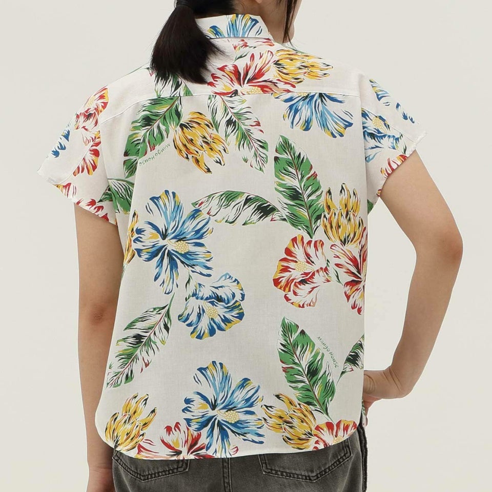 かりゆしウェアモデル着用画像