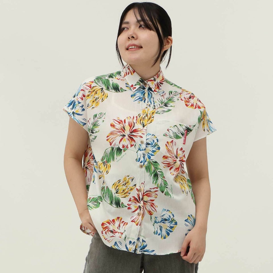 かりゆしウェアモデル着用画像