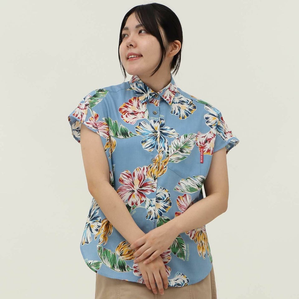 かりゆしウェアモデル着用画像