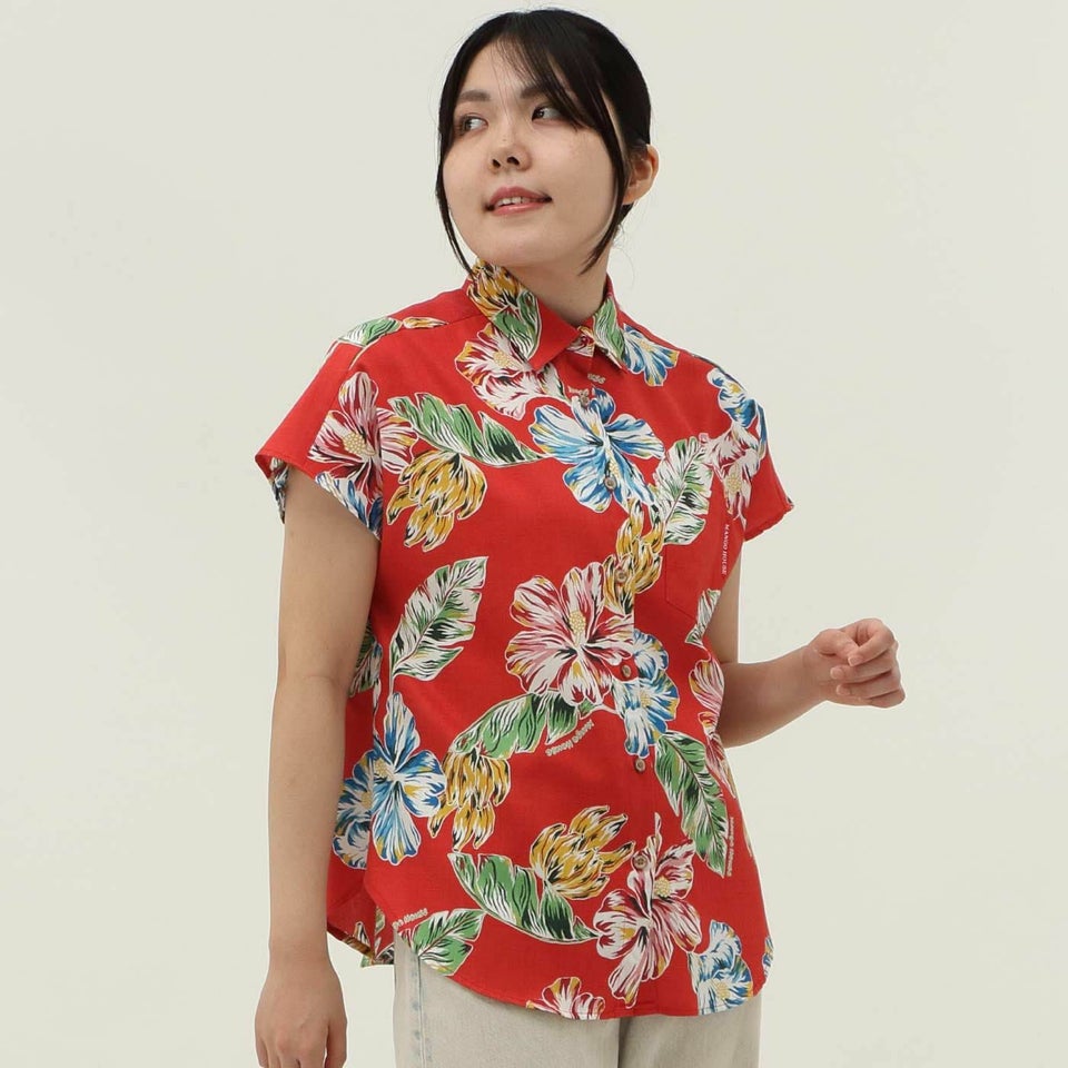 かりゆしウェアモデル着用画像