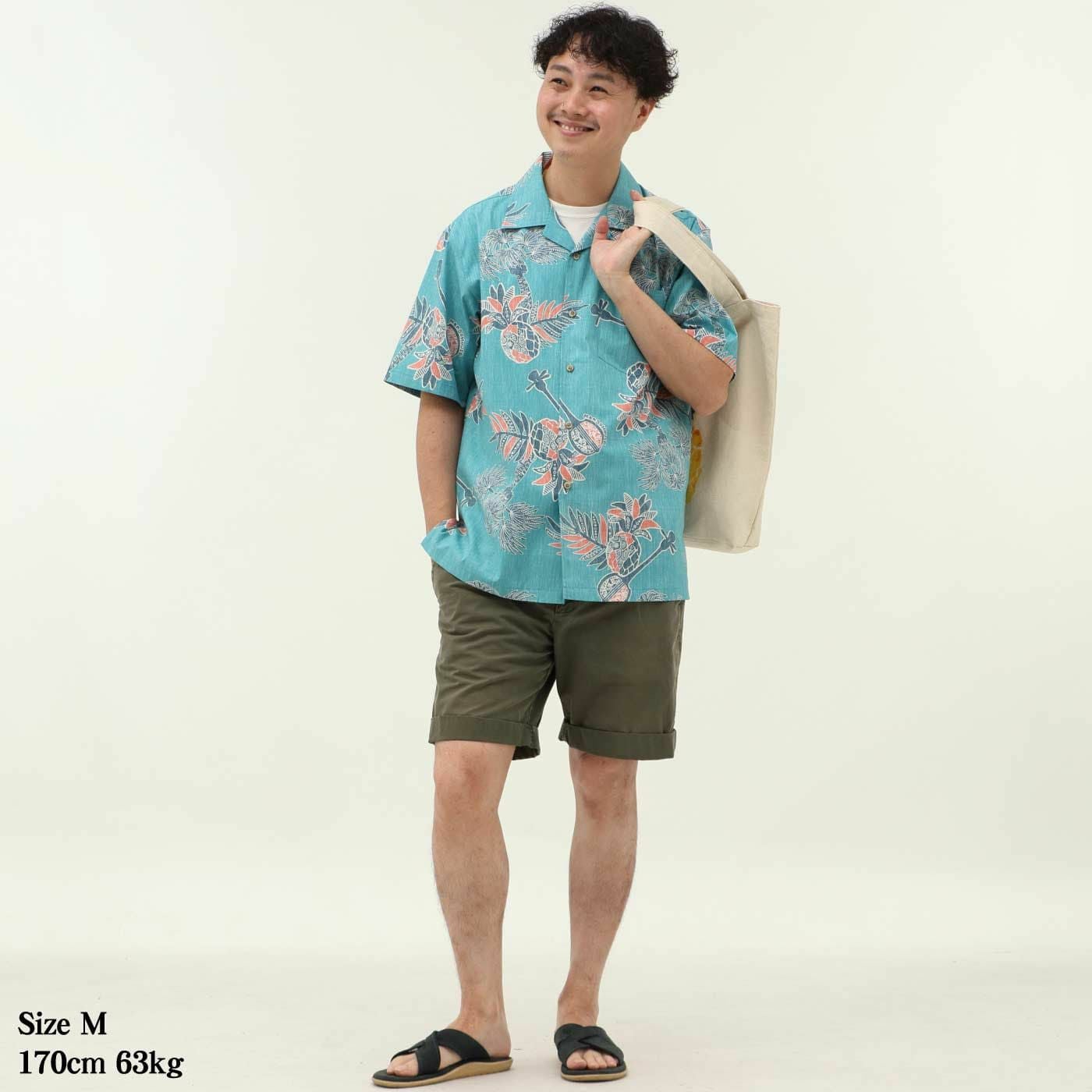 かりゆしウェアモデル着用画像